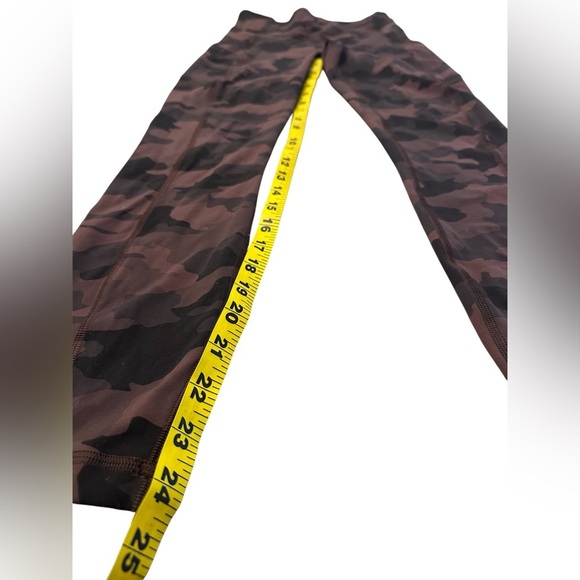 Lululemon Invigorate High-Rise Tight Leggings Heritage Camo Brown Women’s 4 25” - Picture 10 of 11